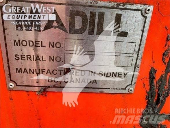Madill 4000 Knuckleboom loaders