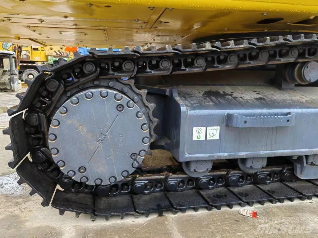 Komatsu PC 300-8 Crawler excavators