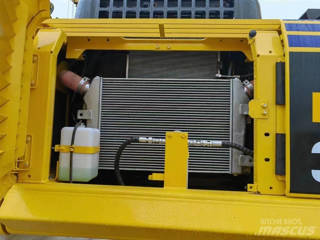 Komatsu PC 300-8 Crawler excavators