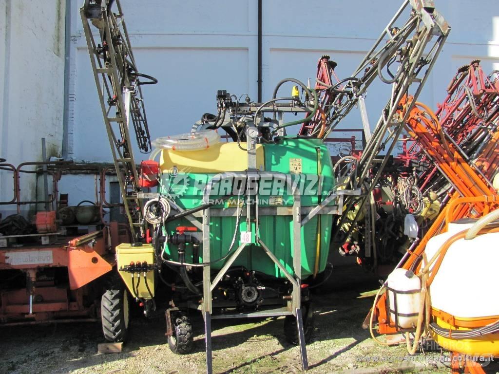  RICOSMA DPR 800 Mounted sprayers
