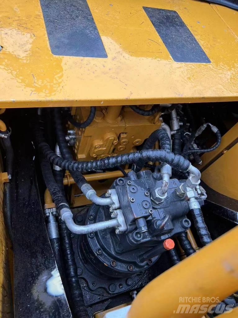 Sany SY 235 C Crawler excavators