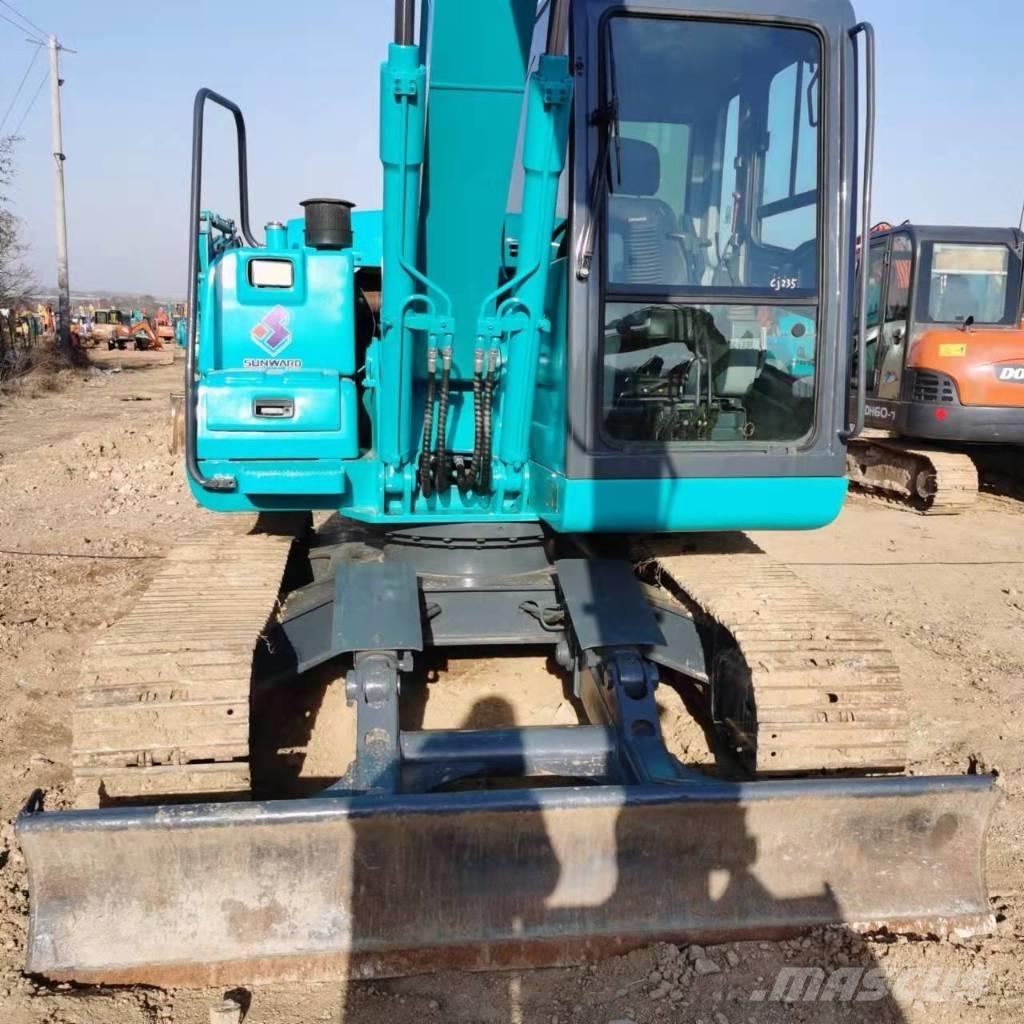 Sunward SWE90E Midi excavators  7t - 12t