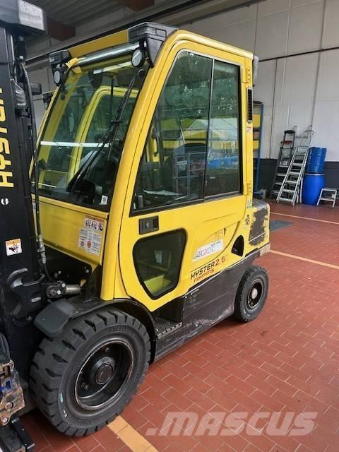 Hyster H2.5FT Diesel trucks