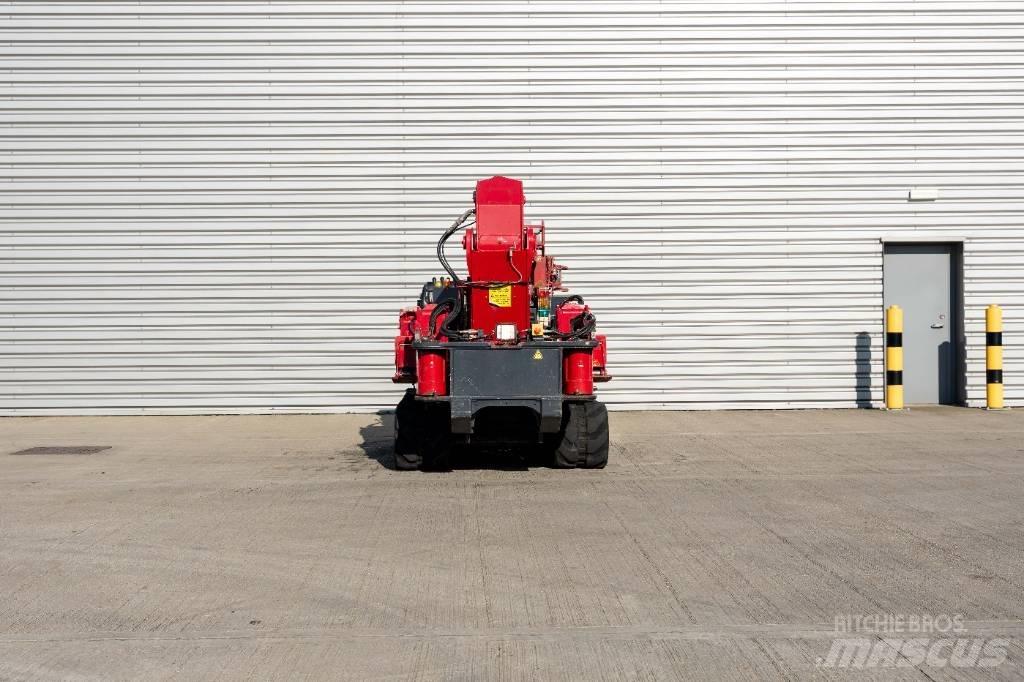 Unic URW 706 Mini cranes