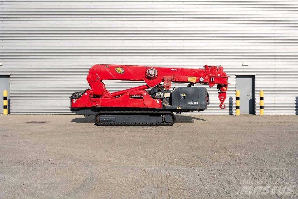 Unic URW 706 Mini cranes