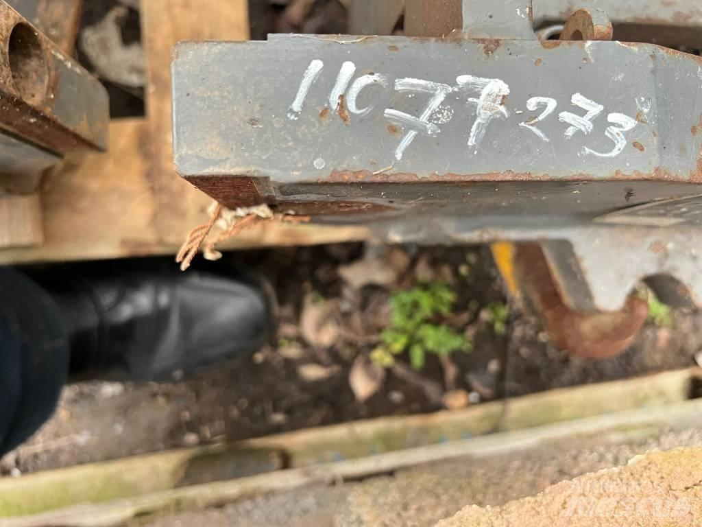 Fendt Pick Up Hitch Other tractor accessories