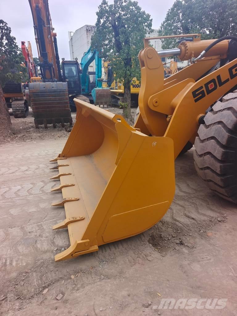 SDLG LG 956 L Wheel loaders