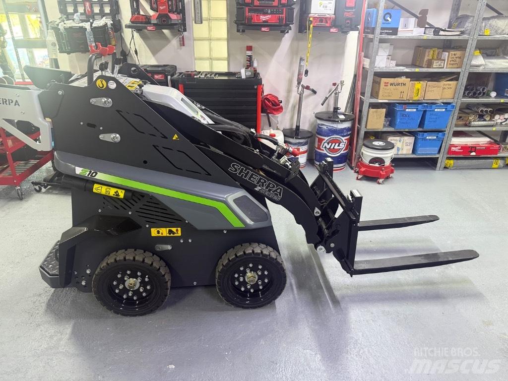 Sherpa Z10 Mini loaders