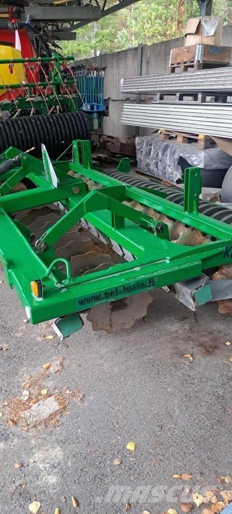 Kivi-Pekka Lamu 350 Disc harrows