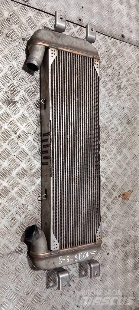 Scania R 440.    1785348 Radiators