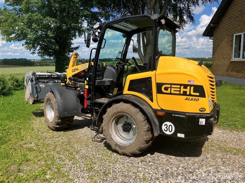Gehl AL 650 Multi purpose loaders