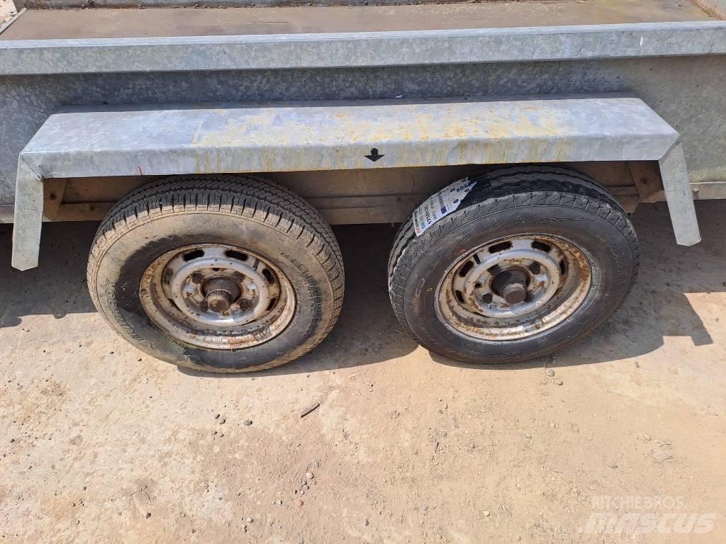  Unknown 2.6 Ton Light trailers