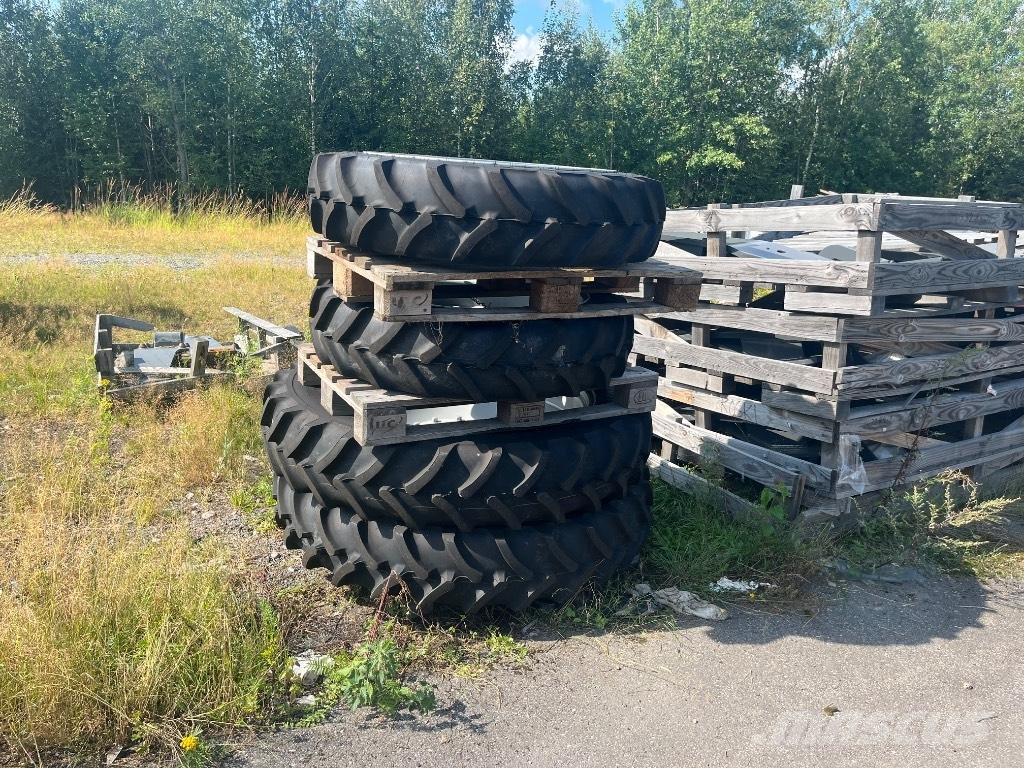 Mitas AC 90 Tyres, wheels and rims