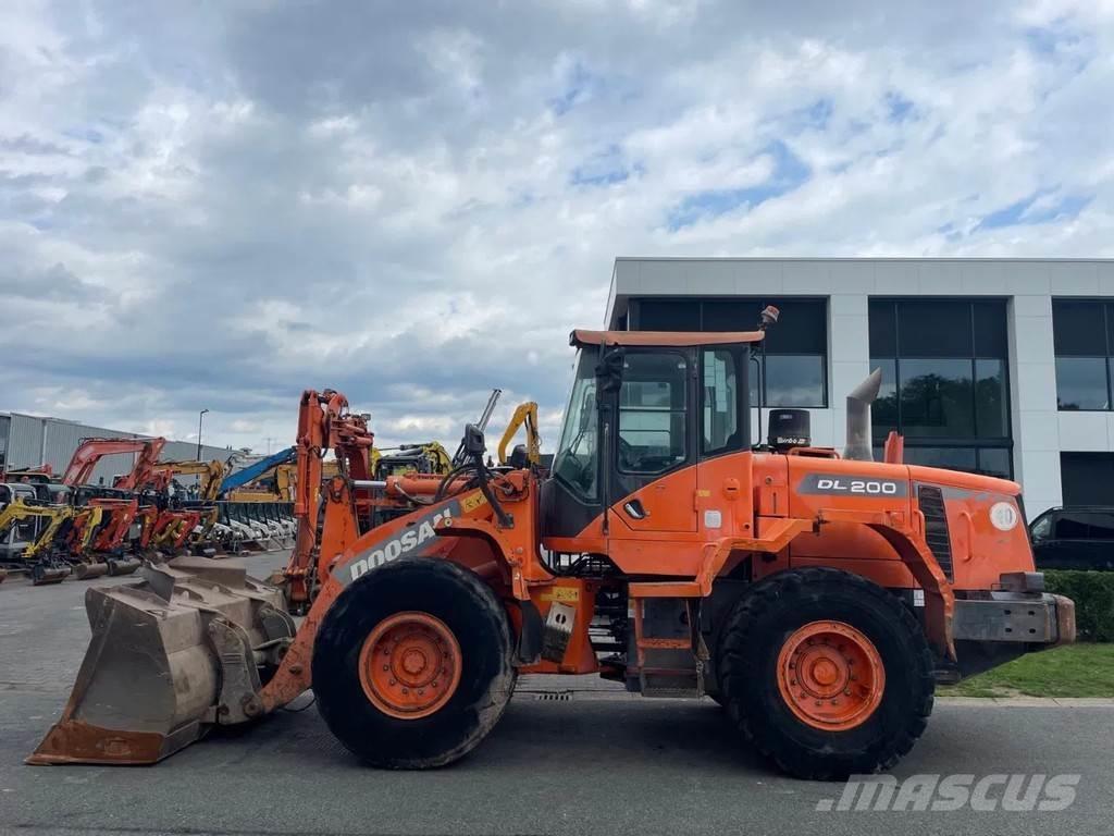 Doosan DL200-3 | A/C Wheel loaders