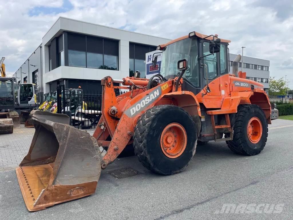 Doosan DL200-3 | A/C Wheel loaders