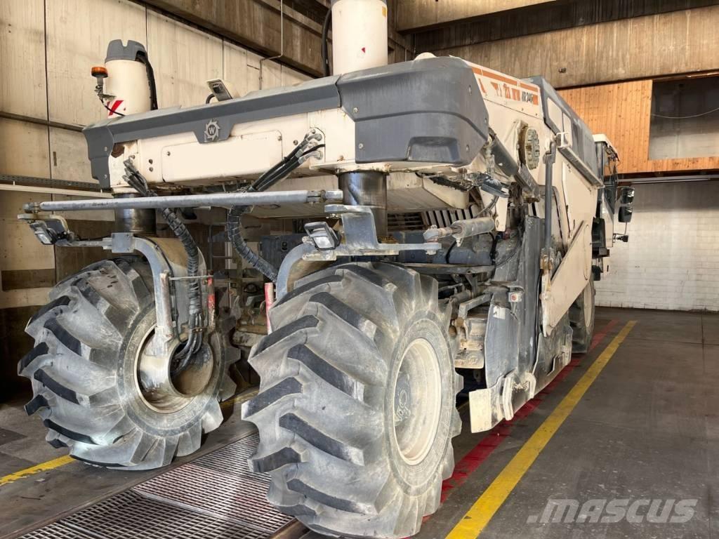 Wirtgen WR 240i Others
