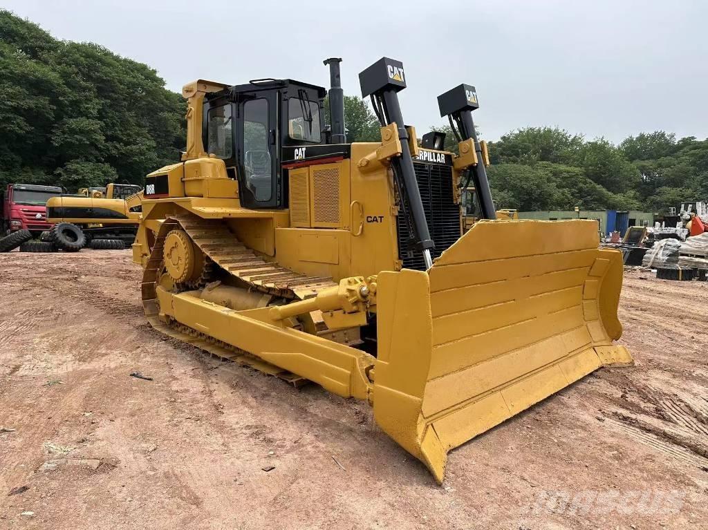 CAT D8R Crawler dozers