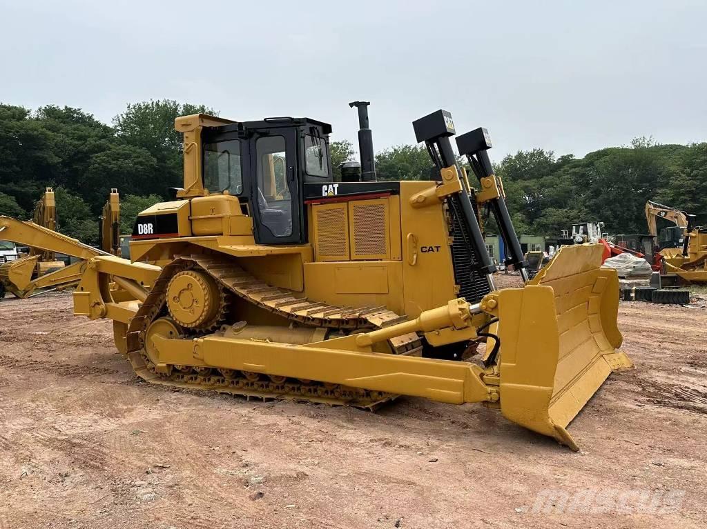 CAT D8R Crawler dozers