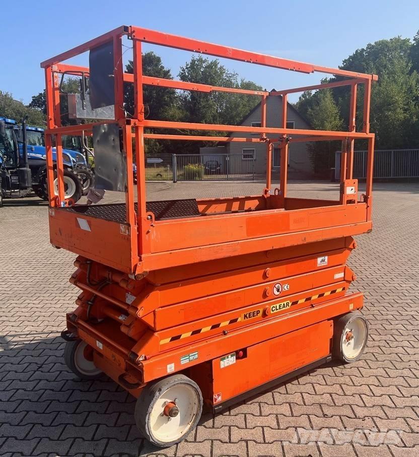 SkyJack SJ III 4626 Scissor lifts