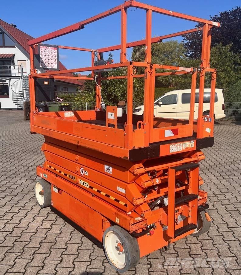 SkyJack SJ III 4626 Scissor lifts