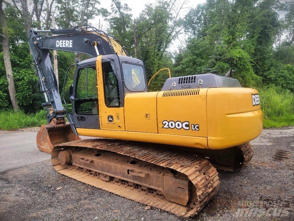 John Deere 200 C LC Crawler excavators