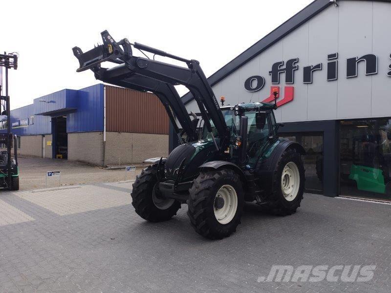 Valtra N134 A Tractors