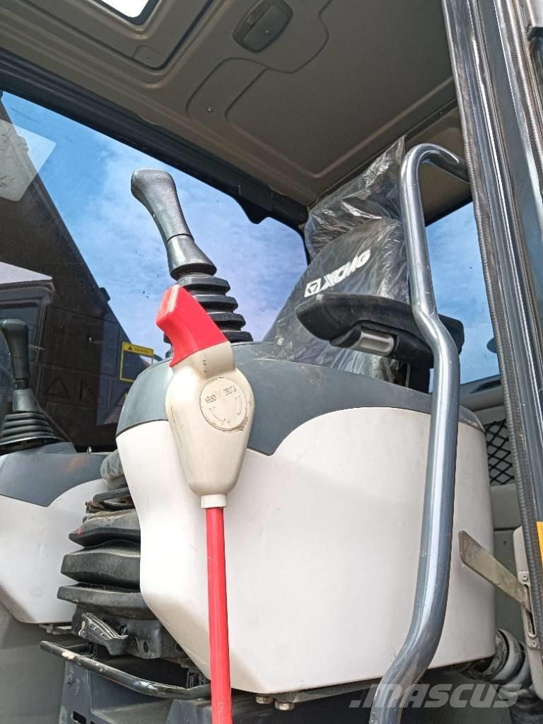 XCMG XE 215 DA Crawler excavators