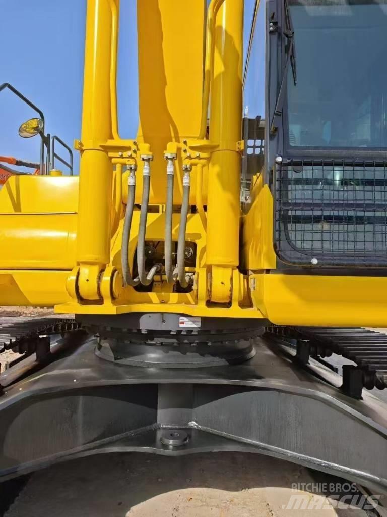 Komatsu 400-8 Crawler excavators