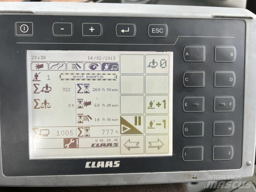 CLAAS Cargos 8500 Self loading trailers