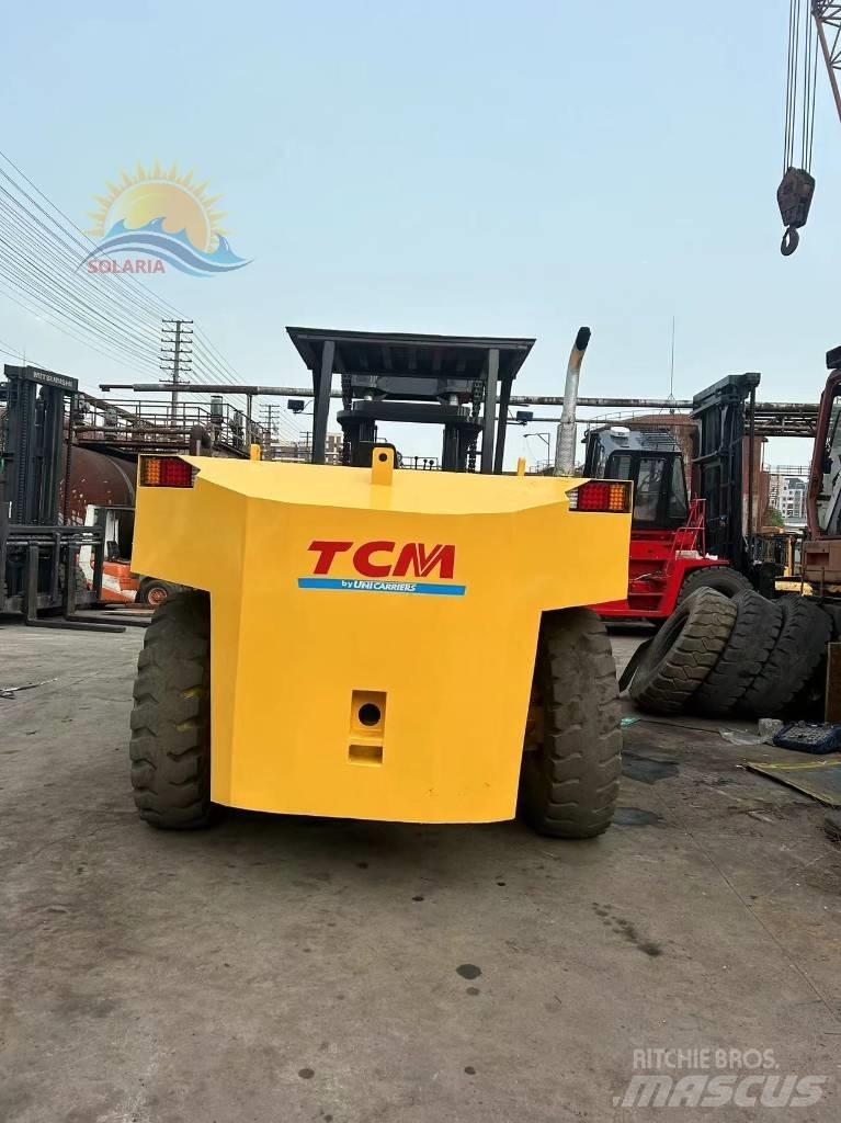 TCM FD 250 Diesel trucks