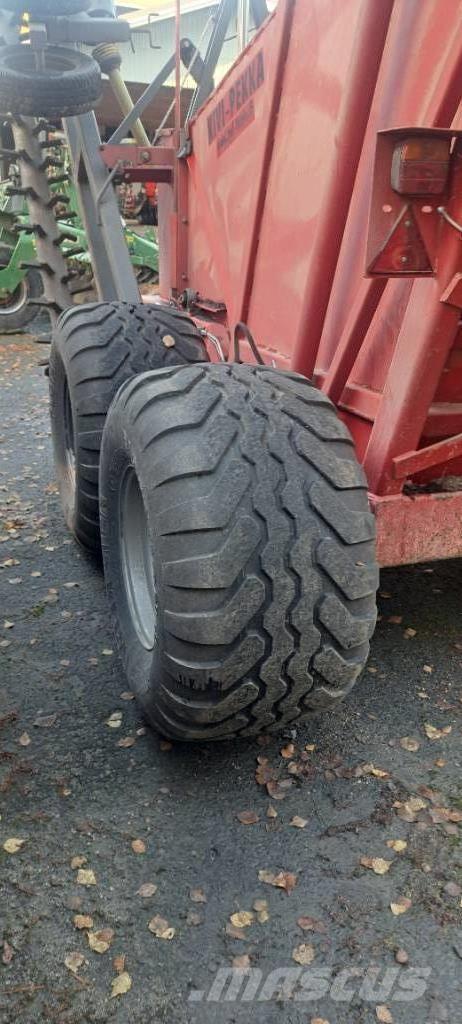 Kivi-Pekka KP 5 Stone Pickers