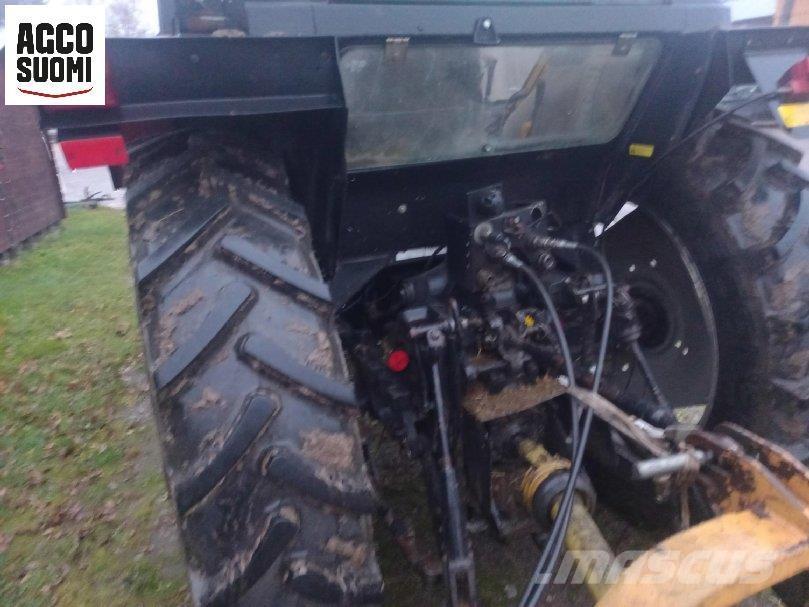 Case IH 4240 XL Tractors