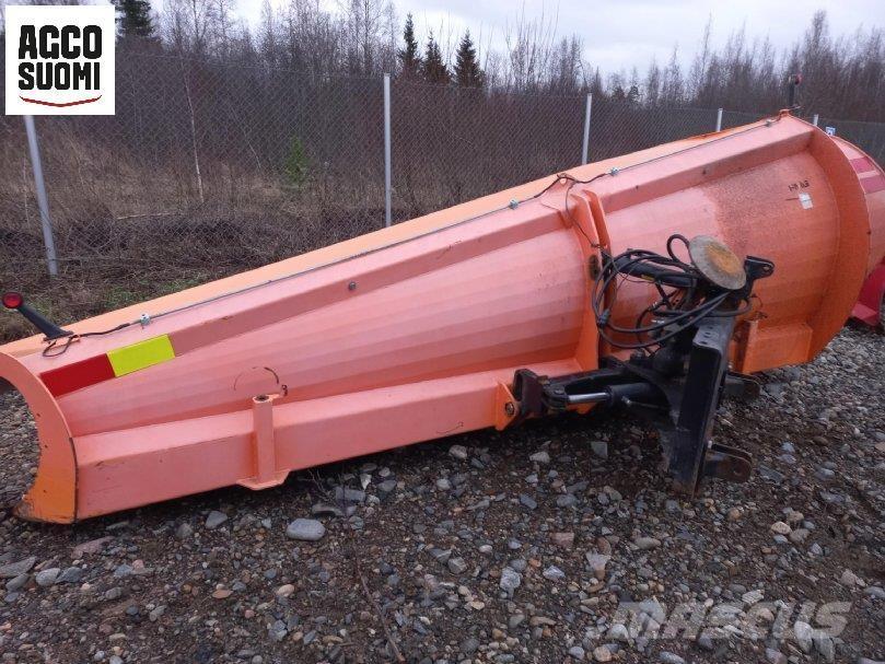 FMG ALUEAURA 420 Snow blades and plows