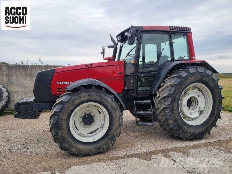Valtra 8050 HT Tractors