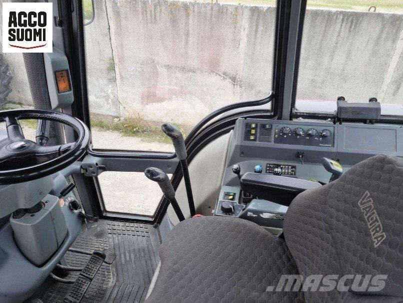 Valtra 8050 HT Tractors