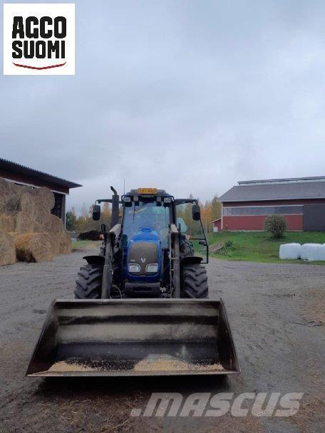 Valtra A92 Tractors