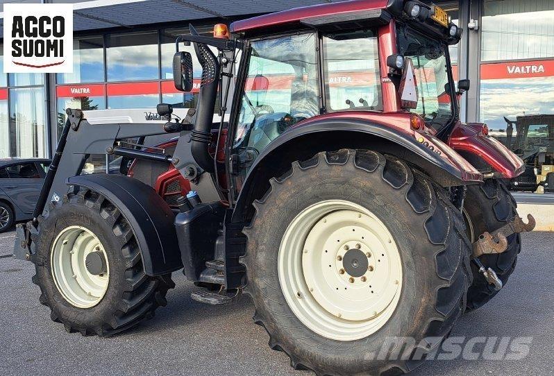 Valtra N143 V Tractors