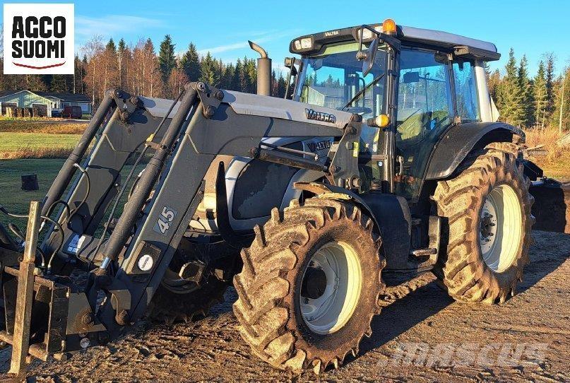 Valtra N92 Tractors