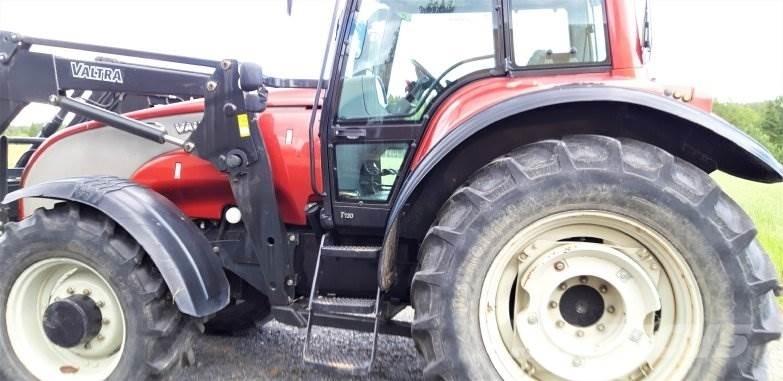 Valtra T130 HT Tractors