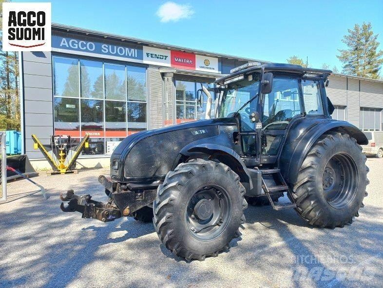 Valtra T190 Tractors