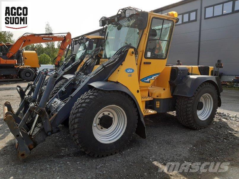 Wille 865 Tractors