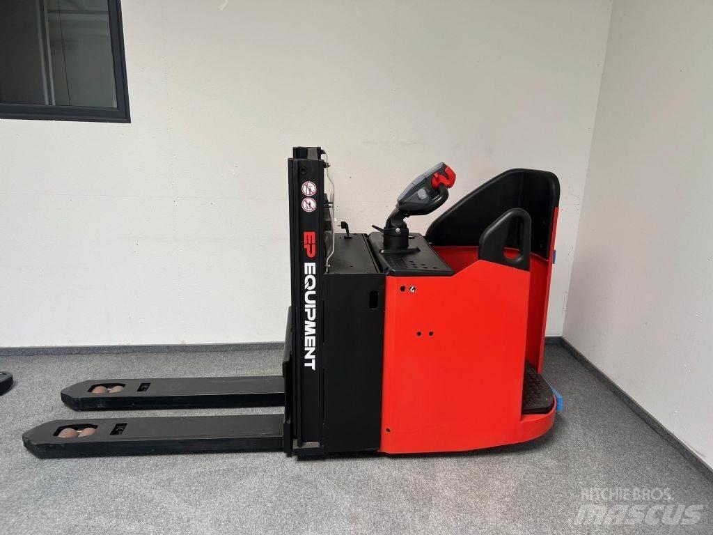 EP KSI201 Pedestrian stacker