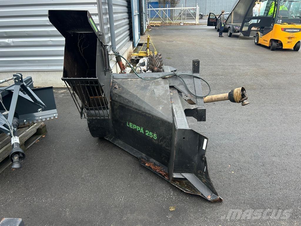 Leppä 255 Snow throwers