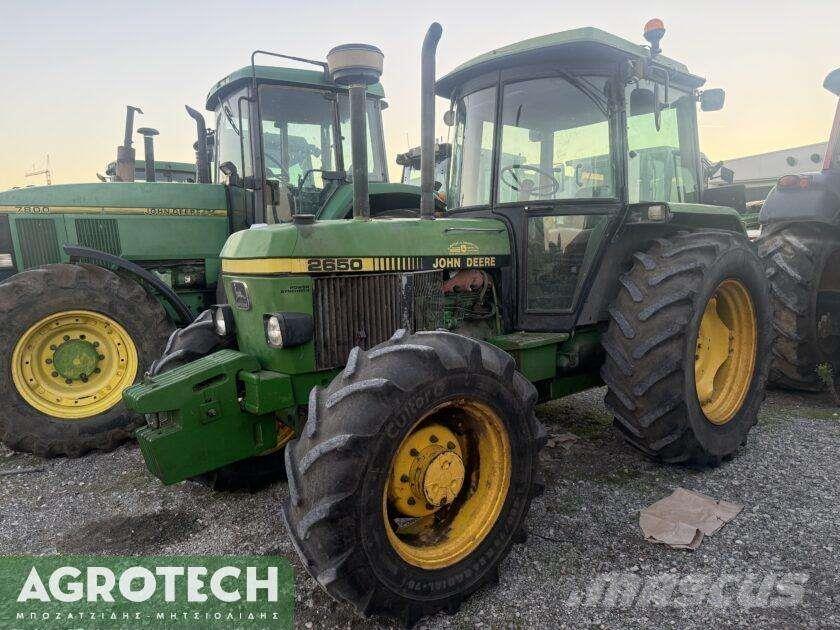 John Deere 2650 Tractors