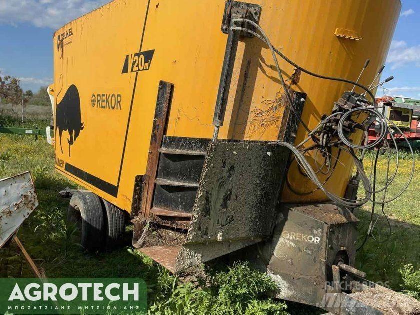  Rekor CHARGER V20m³ Tractors