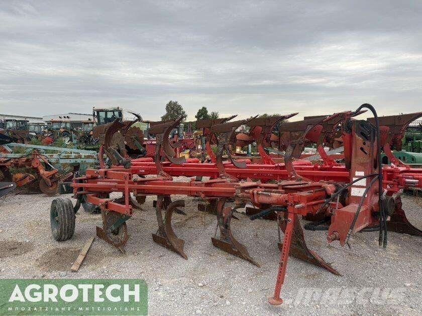  XMS 850 Tractors