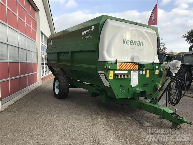 Keenan MF 360 Mixer feeders