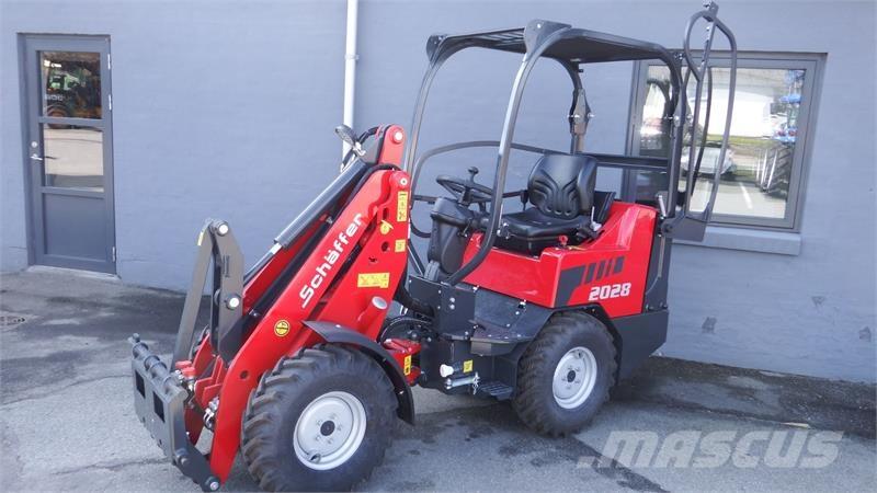 Schäffer 2028 Mini loaders