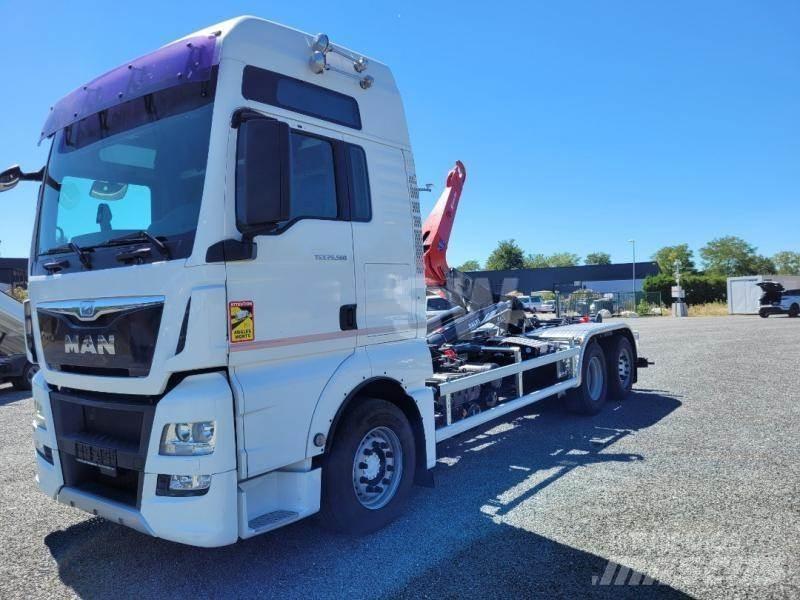 MAN TGS Cable lift demountable trucks