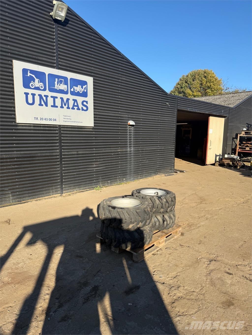  10-16.5 Tyres, wheels and rims